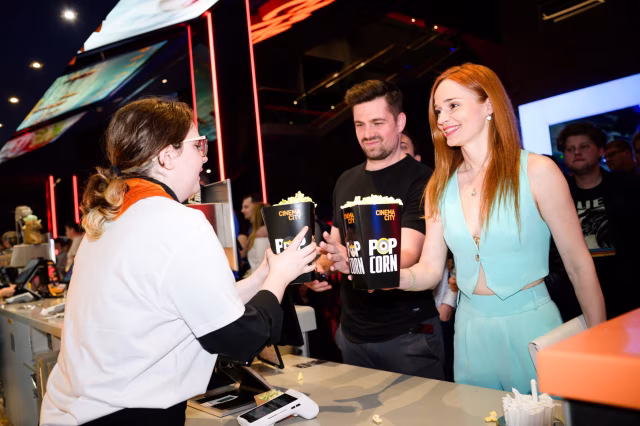 Galaxie Star Wars ožila na slavnostní premiéře filmu Mandalorian a Grogu