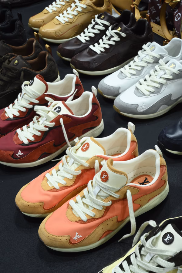 Od sportovního ducha k ikoně: Tenisky Louis Vuitton LV Drop 300 - fotografie 3